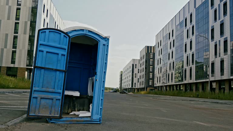 Best Portable Restroom Maintenance and Cleaning  in Tuolumne City, CA