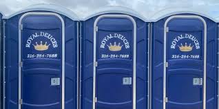 Best VIP or Luxury Restroom Trailers  in Tuolumne City, CA